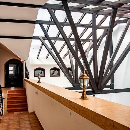 Jarosław Gosciniec Asticus B&B 외부 사진