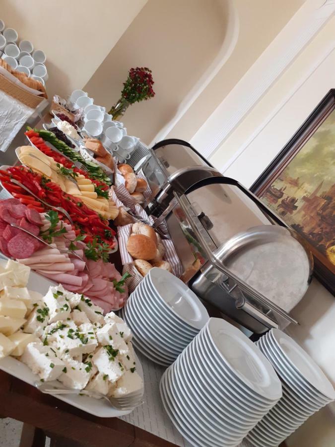 Jarosław Gosciniec Asticus B&B 외부 사진