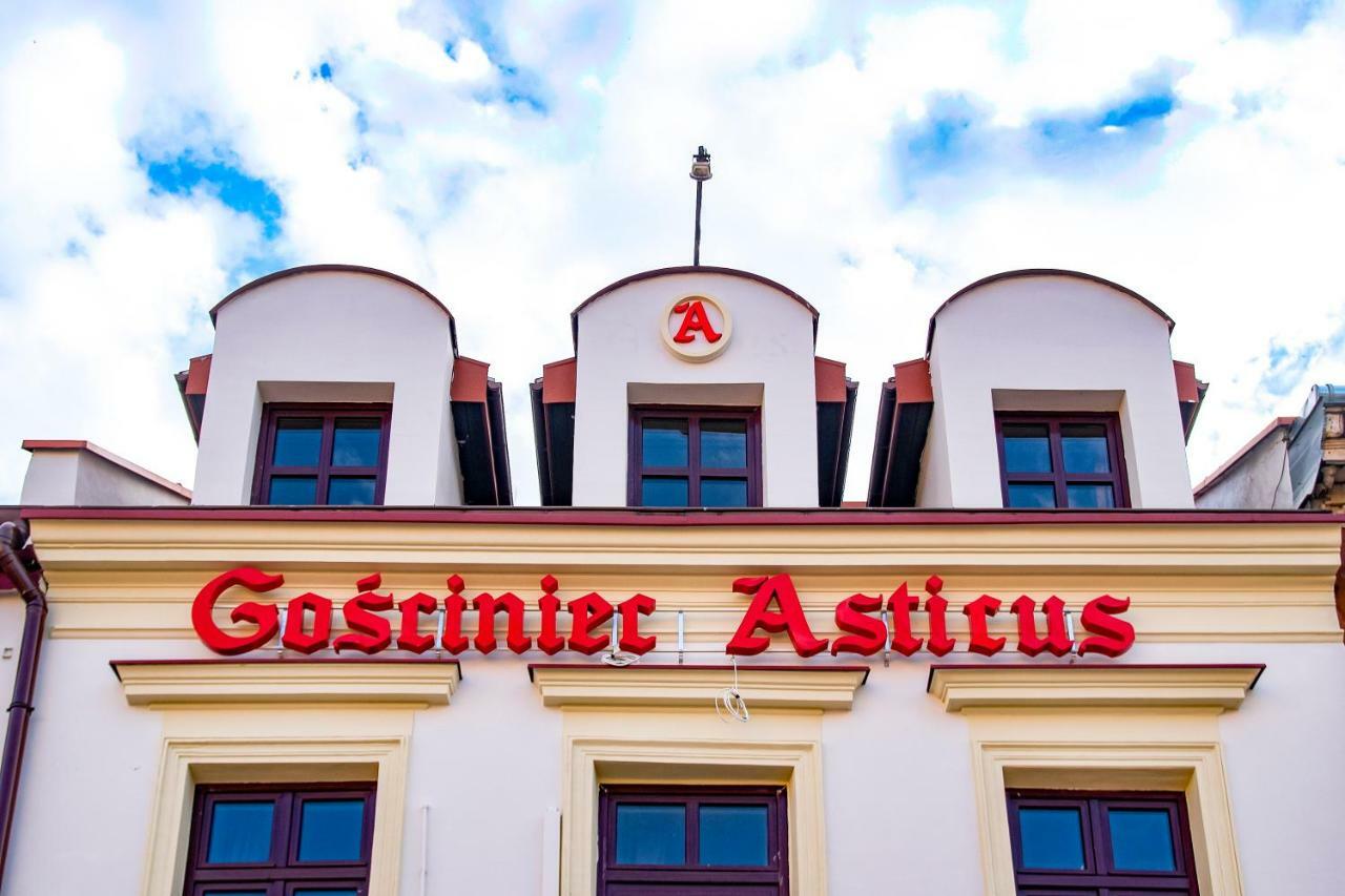 Jarosław Gosciniec Asticus B&B 외부 사진